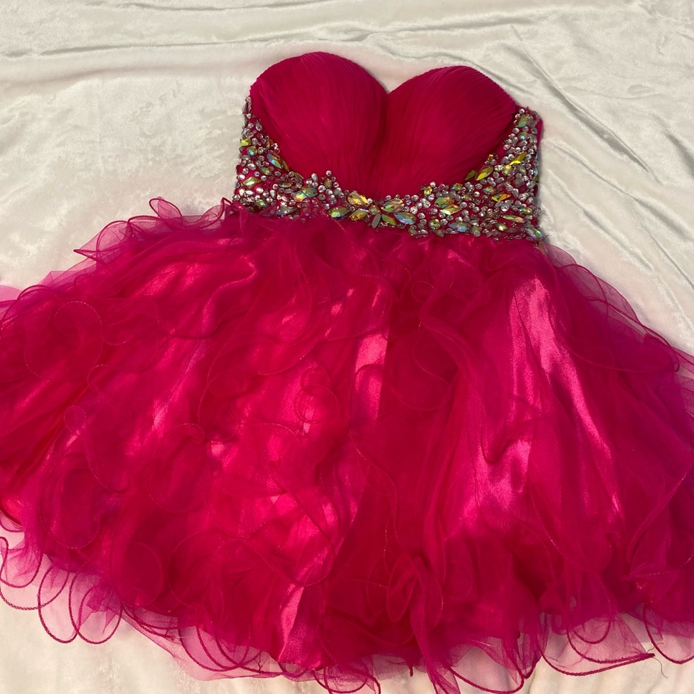 Pink dress 🩷